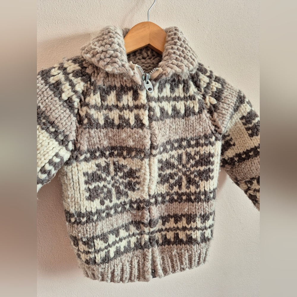 Vintage Cowichan Wool Sweater Size 5/6 Kids - Picture 3 of 6